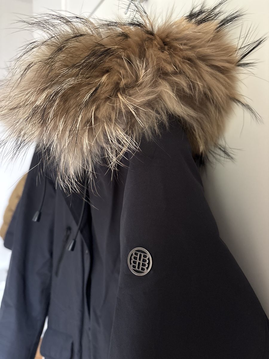 Jacken: Blonde Winterjacke S – Gebraucht aus Zürich von 8003-vh 1