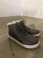 Kinder Schuhe