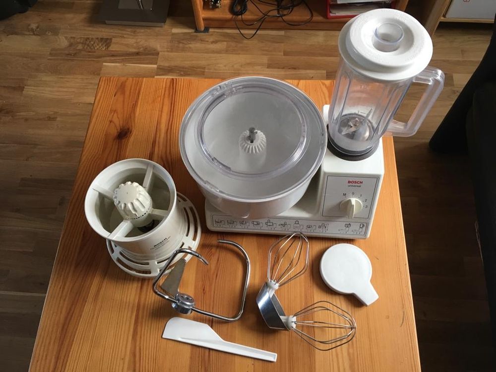 BOSCH MUM 6012 mit viel Zubehör | Kaufen auf Ricardo