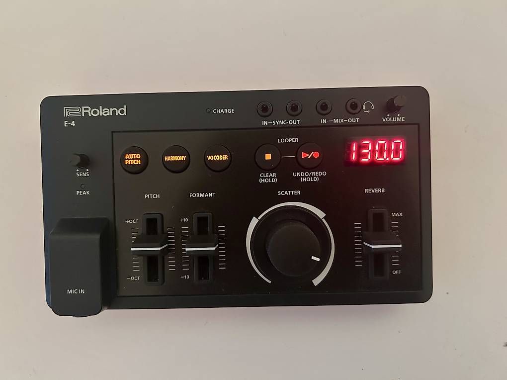Strumenti musicali: Roland E4 – Usato da Viganello venduto da marasmamarasma