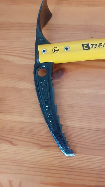 Grivel Attrezzatura da arrampicata: Piolet Grivel Air Tech Evo 57cm – Usato da Grandson venduto da lou_6dc7 2