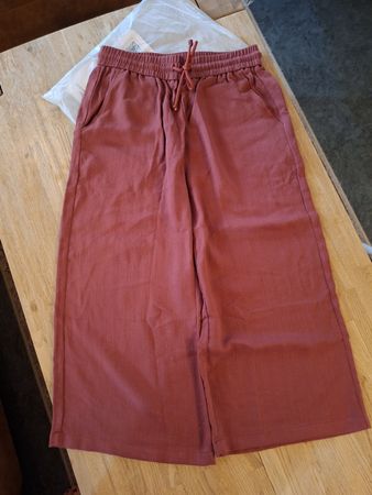Halara Culotte Hose Damen Grösse M neu mit Etikett