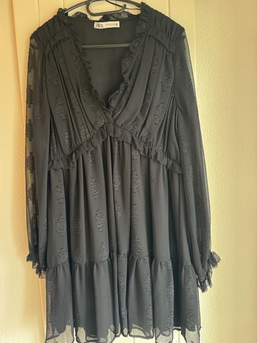 Zara Vestiti: Kleid – Nuovo (secondo la descrizione) da Dietikon venduto da and_nw92