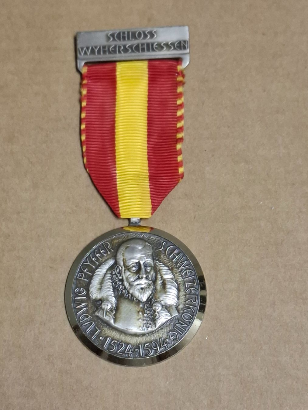 Medaglie: Ludwig Pfyffer (D247) – Usato da Schwanden GL venduto da Suvorov 2