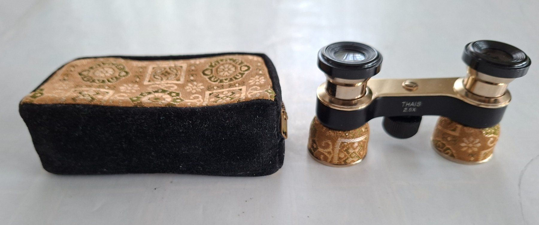 Jumelles: Vintage Opernglas Fernglas mit Etui, edles Design – D'occasion à Opfikon par Diversamente 4