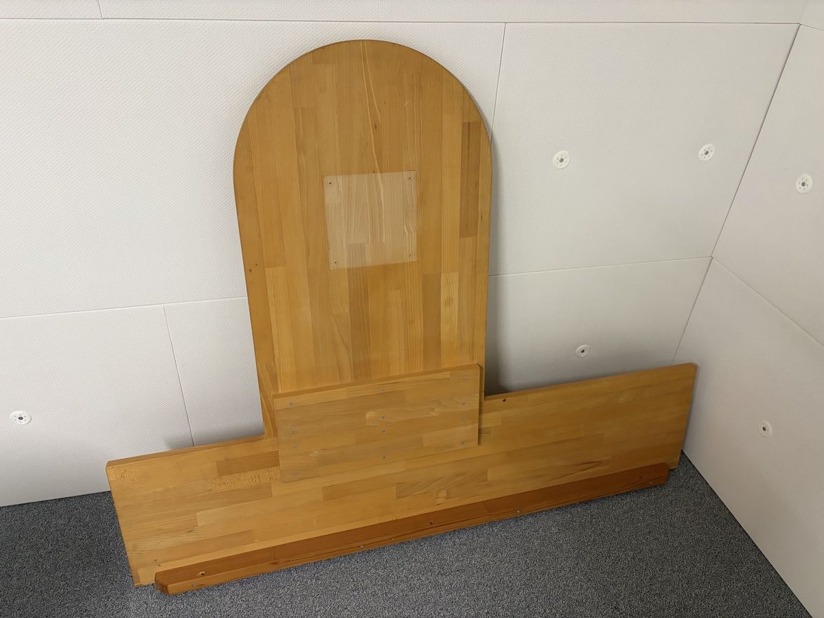 Allestimento di negozi e stand fieristici: Holzbar mit Barhocker – Usato da Russikon venduto da ninscha 3