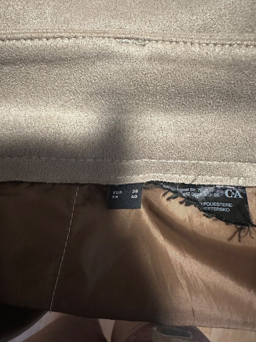 C&A Pantaloni: C&A Hose braun Grösse 38 – Usato da Schaan venduto da Hermine2018 2