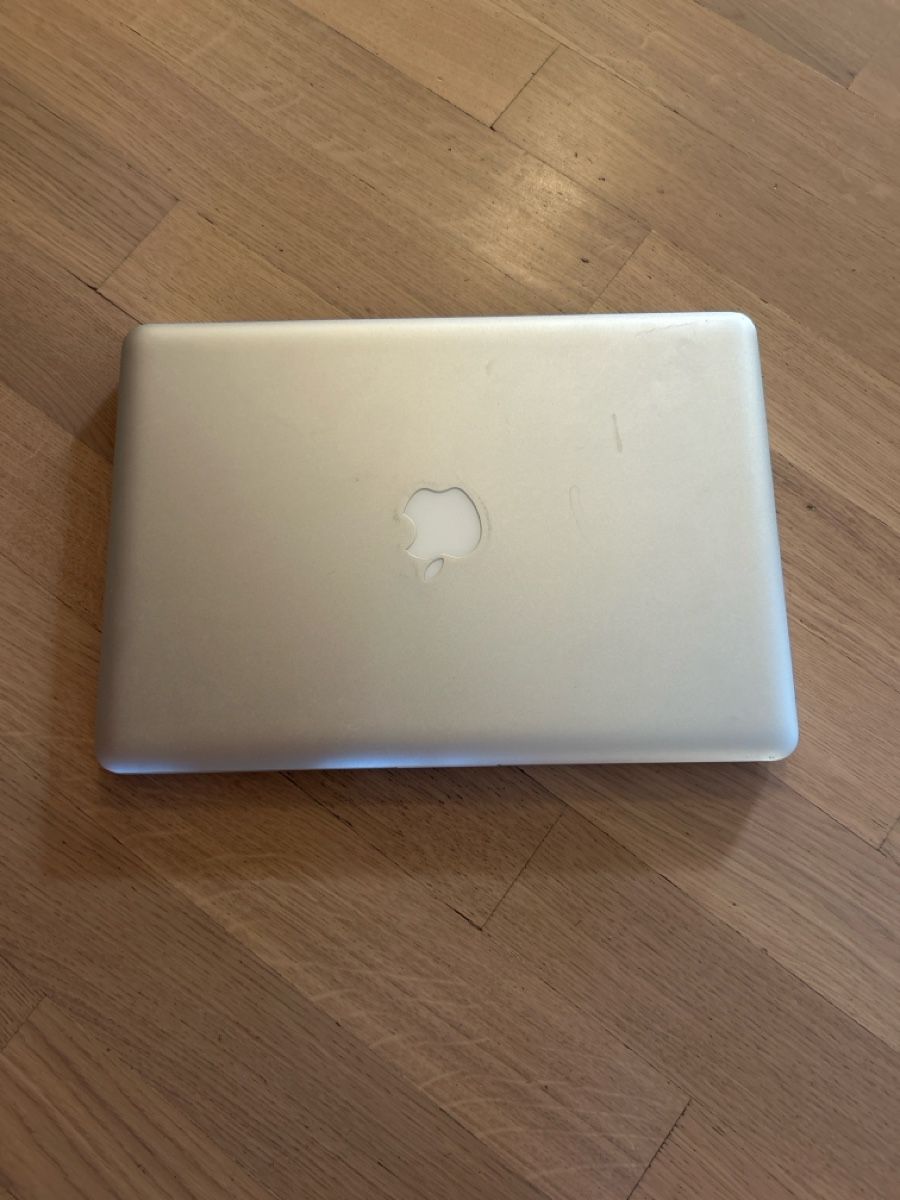Apple Notebook: Apple MacBook Pro 13-inch (Mid 2010) – Usato da Zürich venduto da agn_w7nt 1