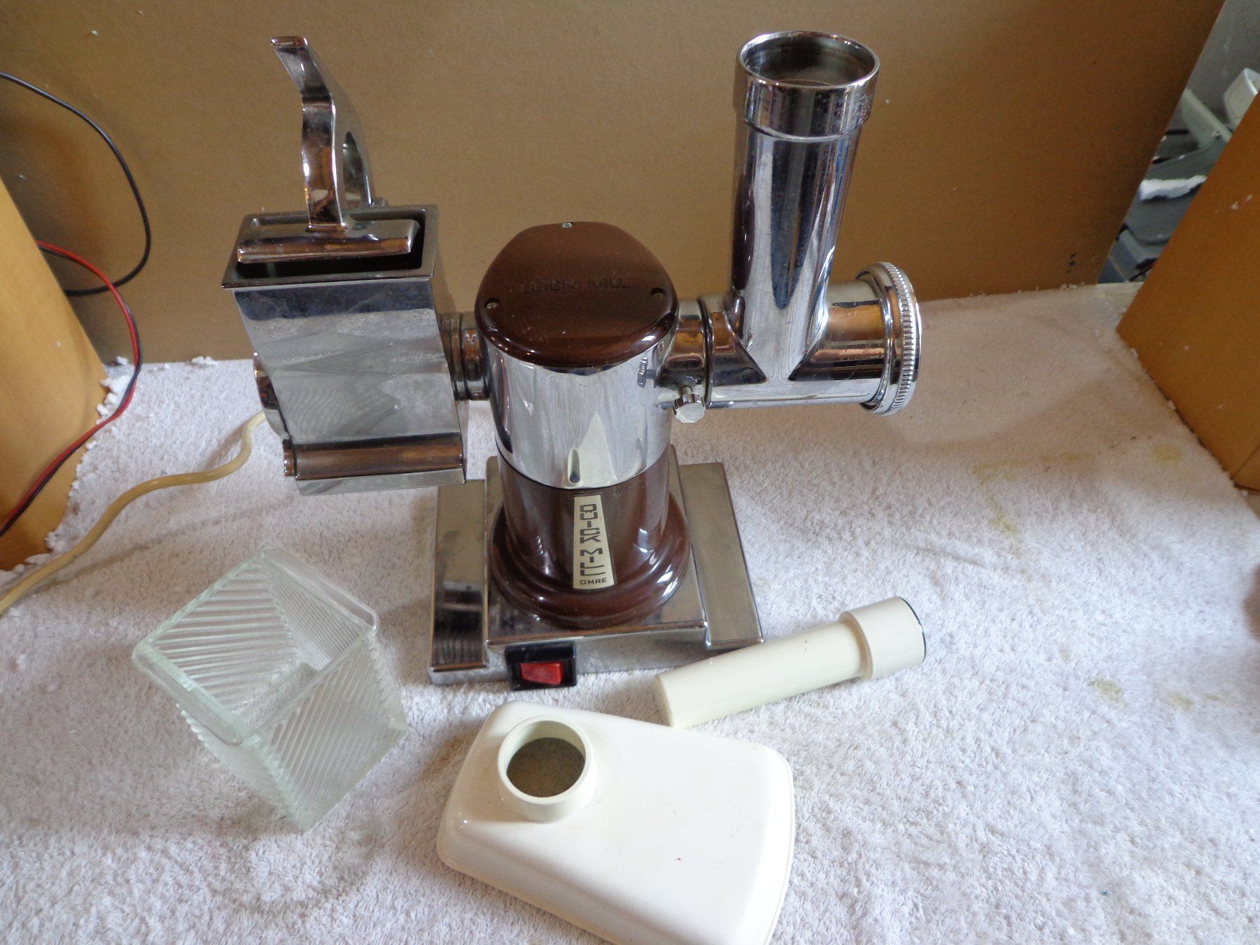 Quick Mill Elettrodomestici da cucina: Vintage Käsemühle und Fleischwolf, Original Quick Mill – Usato da Ligornetto venduto da Faffarel 1