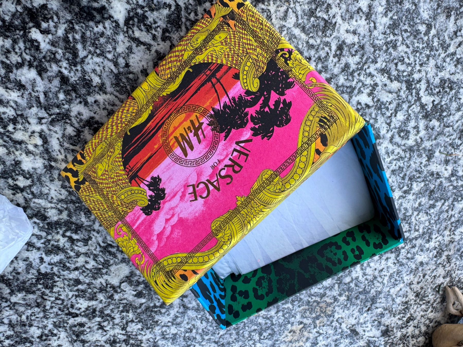 Bracelets: Bracelet VERSACE for H&M – Neuf avec emballage d'origine à Mellingen par zeb_ty5h 6