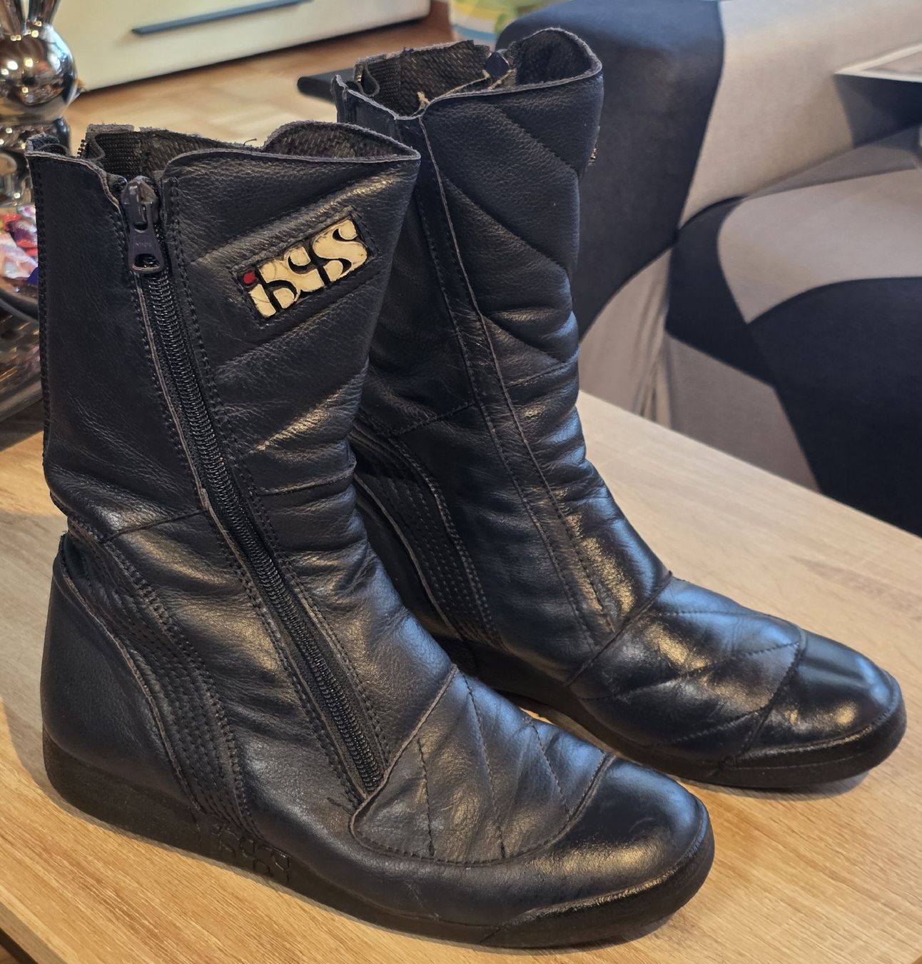 IXS Scarpe da uomo: IXS Boots Leder Grosse 41 Neuwertige – Usato da Rohrbach venduto da lod_m58r