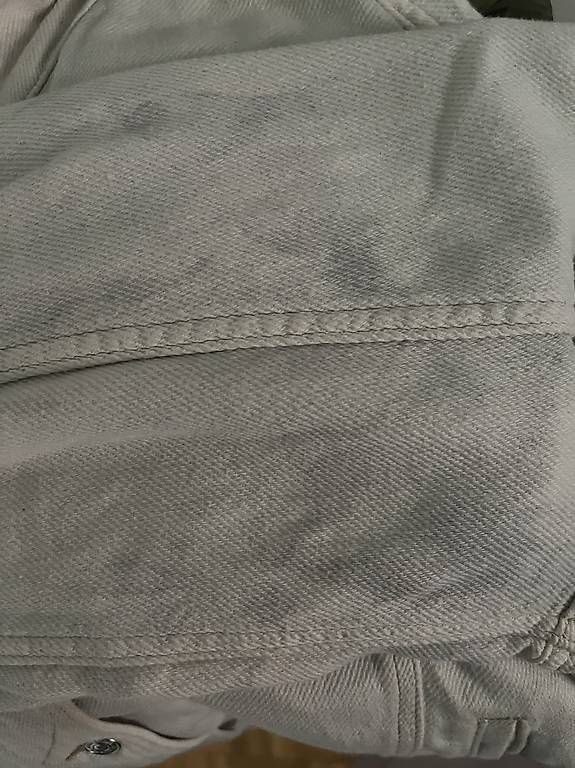 Giacche: Helle Jeansjacke von Mango Gr. M – Usato da Zürich venduto da Imaime 3