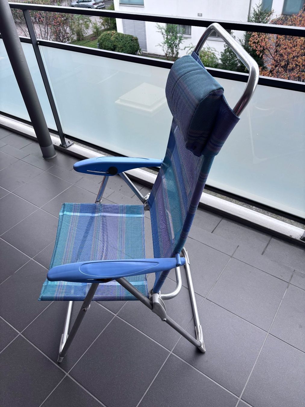 Chaises: Camping Stuhl, Set à 2 Stück – D'occasion à Thun par Vw_keller 3