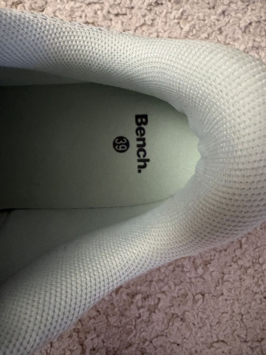 Bench Chaussures femmes: Bench Sneaker – Neuf (Voir description) à Jona par Glow24 2