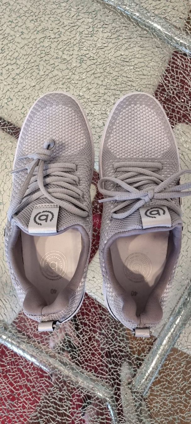 Bugatti Chaussures femmes: Bugatti Gr. 40 – Neuf avec emballage d'origine à Luzern par Reni025 7