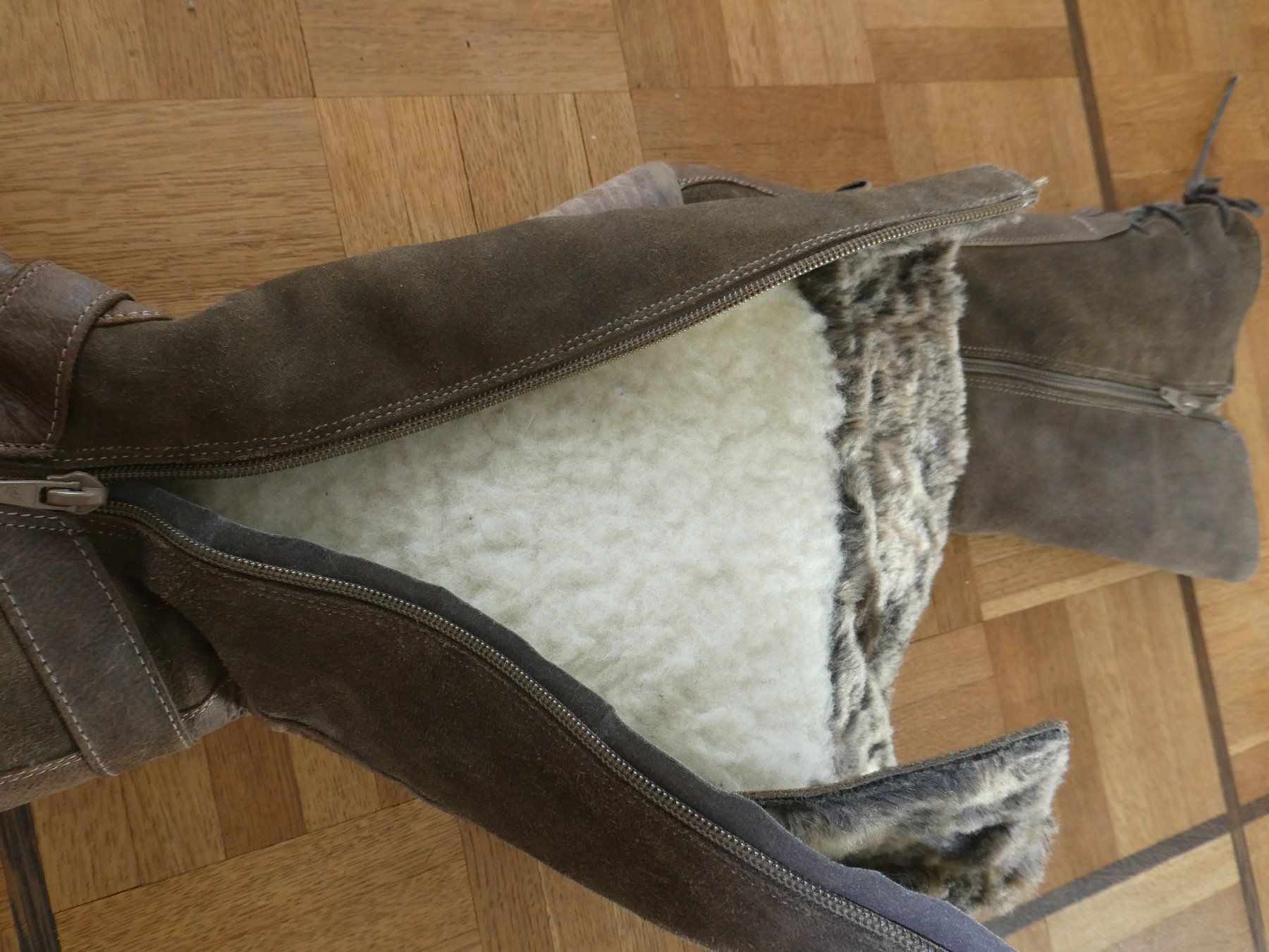 Scarpe da donna: Stiefel Grösse 37 – Usato da Forch venduto da hansli9 3
