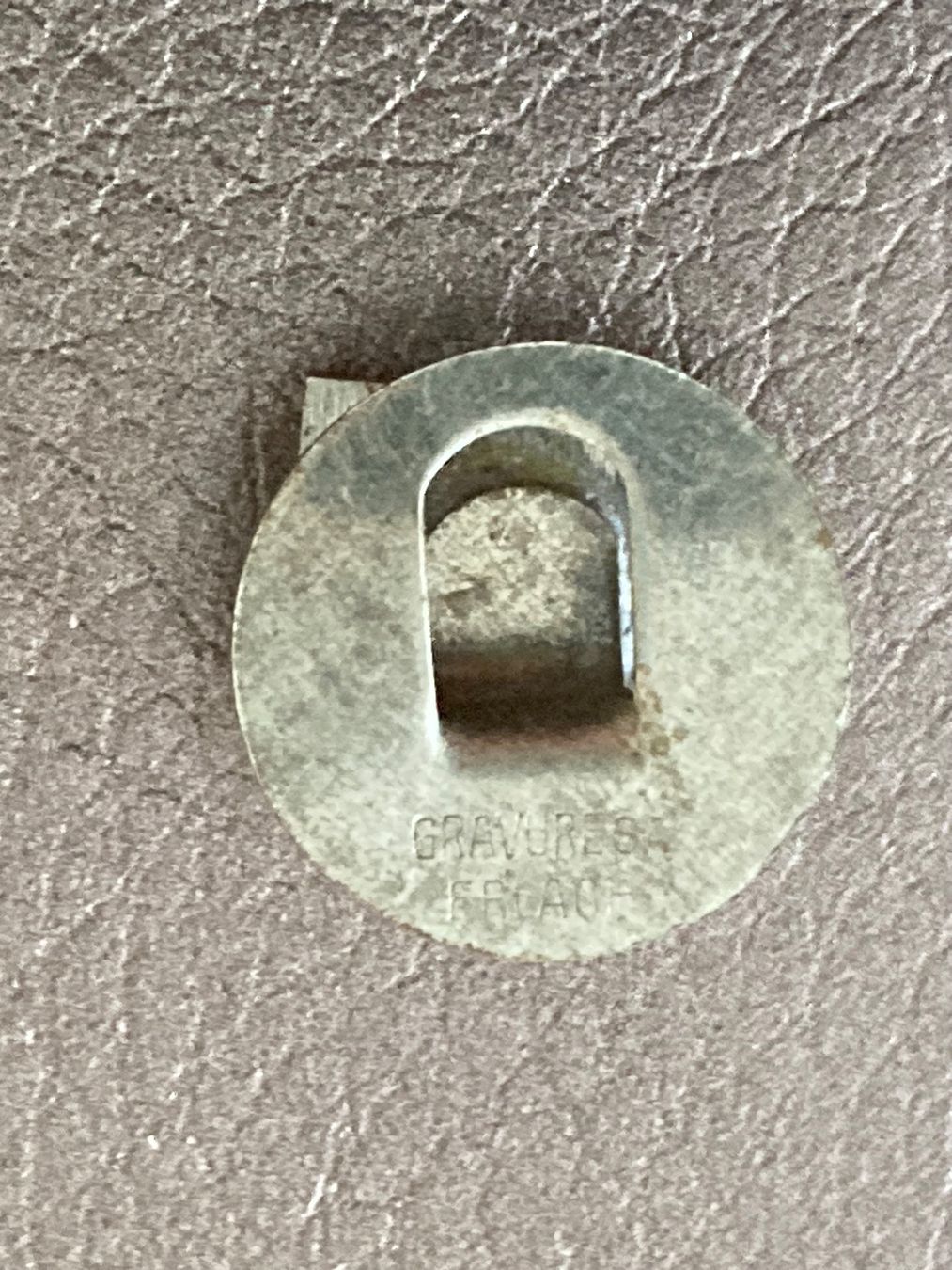 Placchette & Badge: Firestone Knopfloch Pin – Usato da Horw venduto da adler65 2
