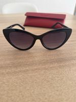 Occhiali da sole Guess cat eyes, stile vintage anni '50