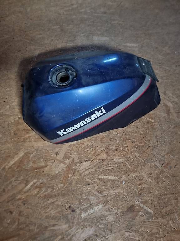 Accessori per altri veicoli: Tank Gpz 900R – Usato da Aedermannsdorf venduto da Automarkt 1