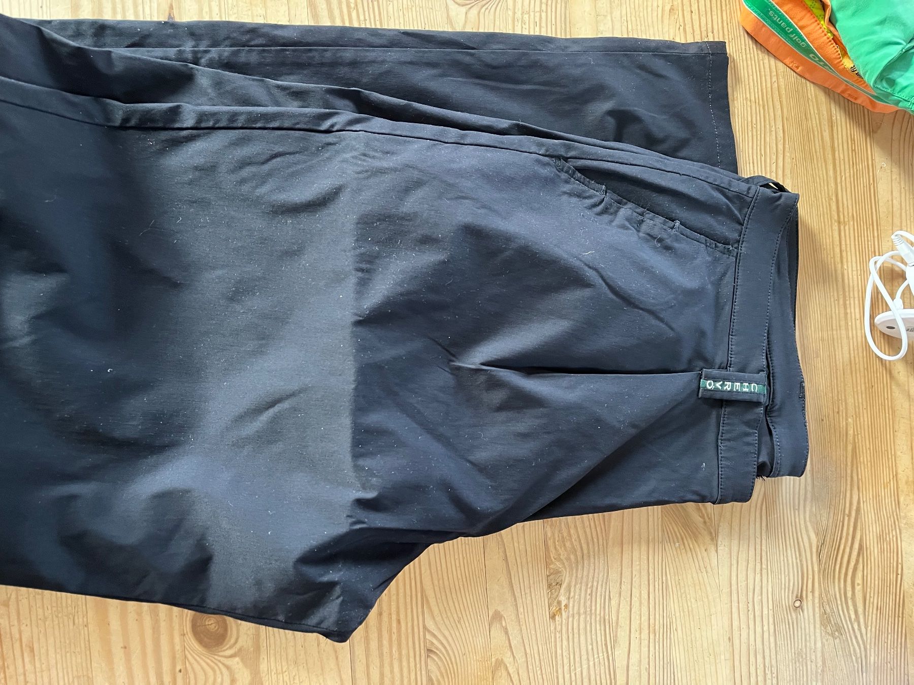 Pantaloni: Pantalon Chervo Taille 48 patricia – Usato da Veyrier venduto da kimedovapa 1