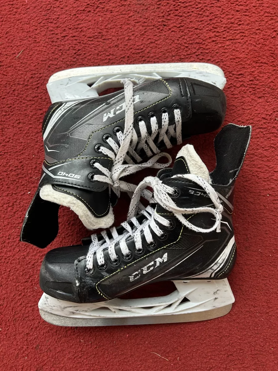 Ccm Schlittschuhe: CCM Tacks Eishockeyschuhe – Gebraucht aus Disentis/Mustér von nisroc