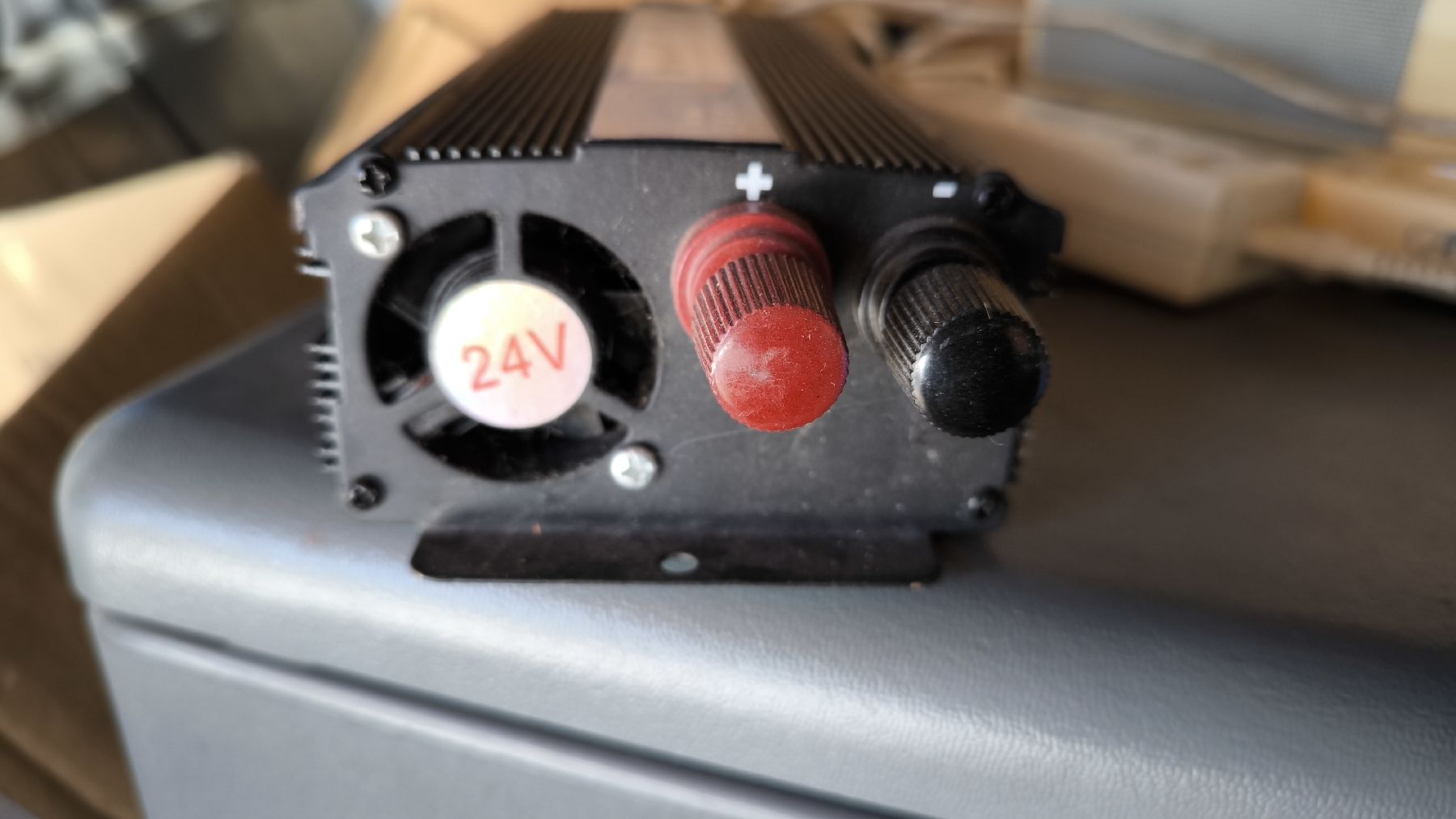 Inverter: Inverter 24-220V – Usato da Winterthur venduto da Azur57 2