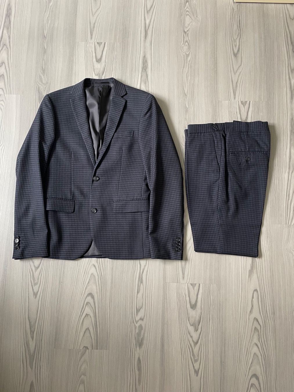 H&M Completi: Anzug – Usato da Freienwil venduto da weberjoel