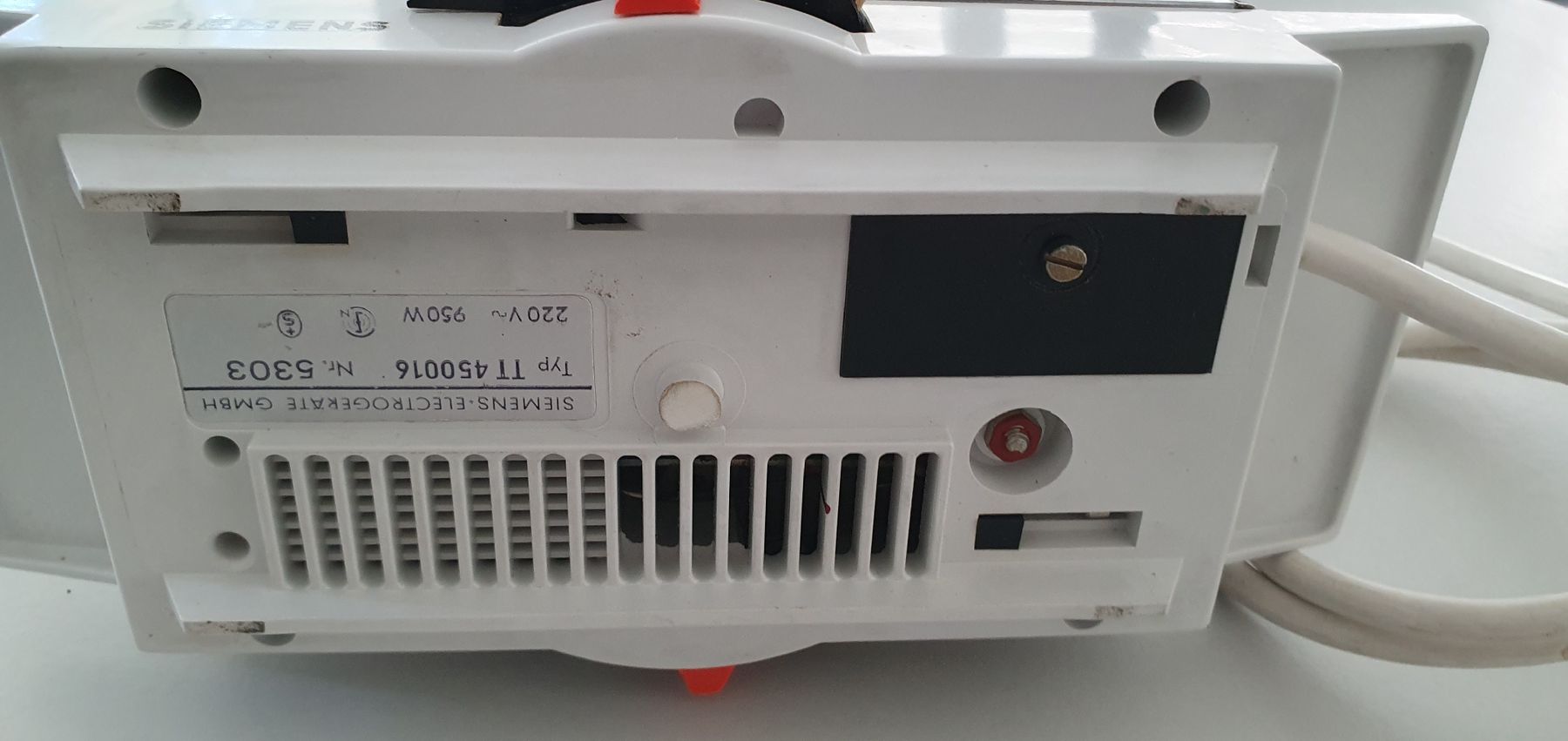 Siemens Küchengeräte: Siemens Toaster TT450016 - Retro 70er Design – Gebraucht aus Kreuzlingen von Rschweiz1 4