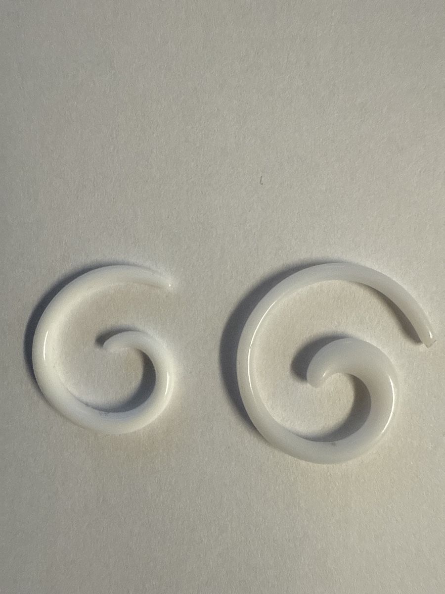 Gioielli per piercing: Piercing Dehner Schnecke Set Schwarz/Weiss – Usato da Volketswil venduto da cinicini 2