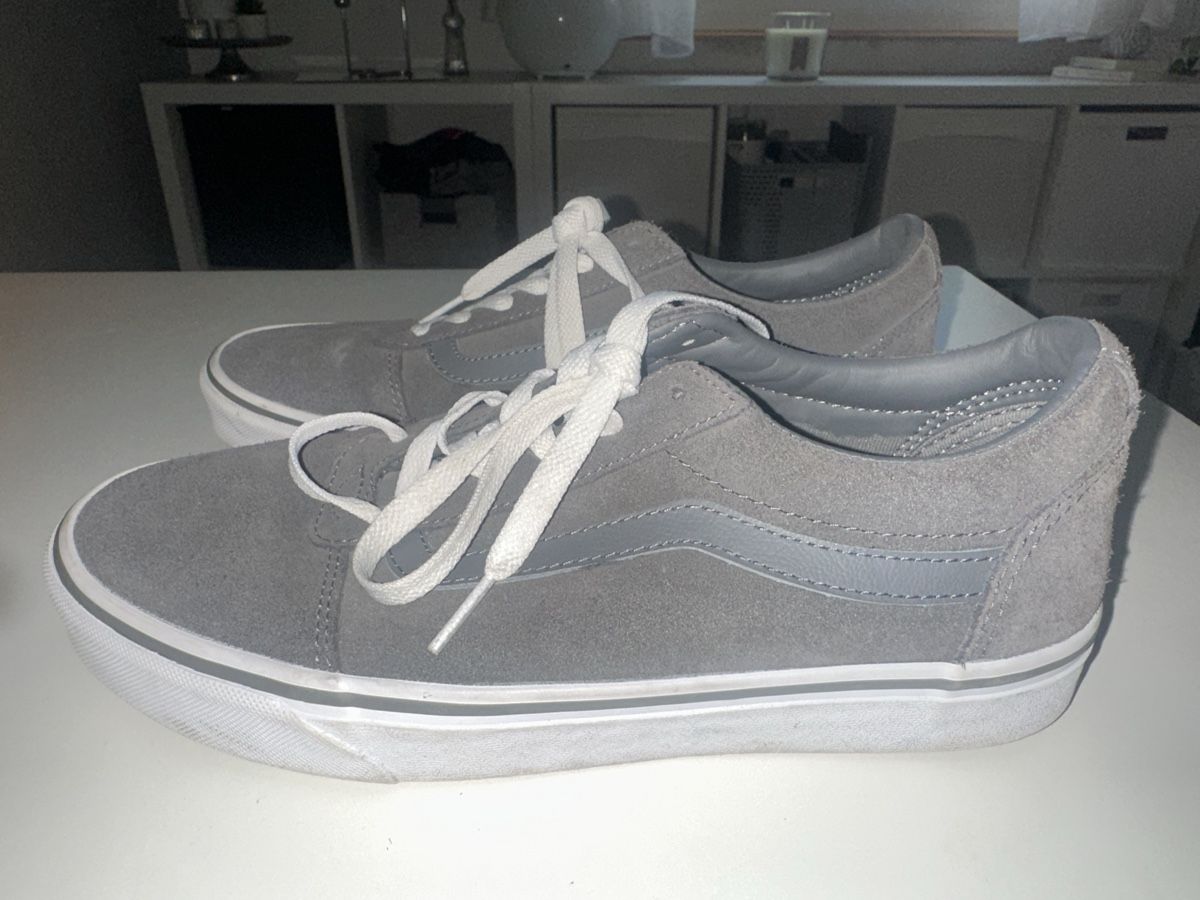 Vans Scarpe da uomo: Graue Vans Schuhe – Usato da Spiez venduto da sigristnl