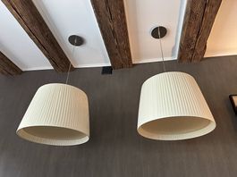 2 Hängelampen. Plissée