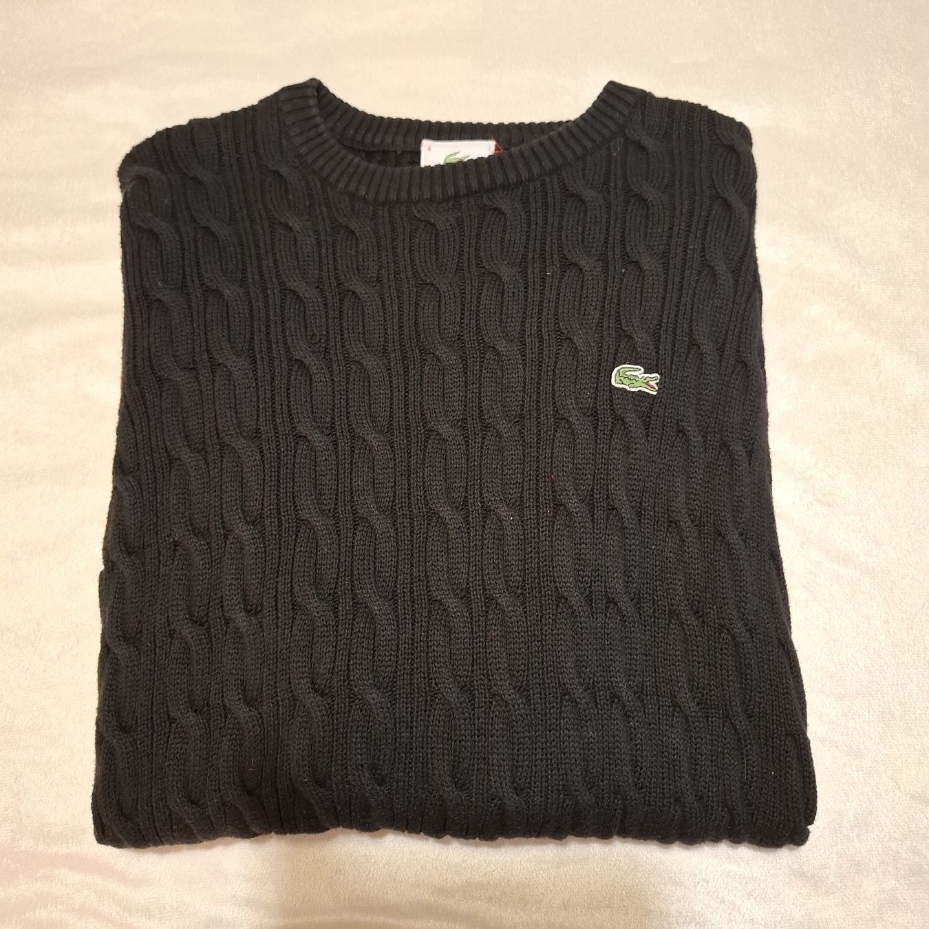 Lacoste Pullover & Sweatshirts: Lacoste Devanlay Pull torsadé noir - Taille 4 (M) – Gebraucht aus Le Locle von QualiteExpress