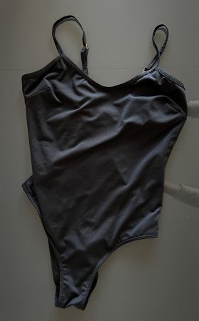 Underprotection BADEANZUG VANESSA SCHWARZ Swimsuit NEU S