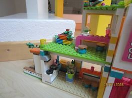 Universität   Lego Friends