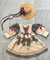 Vintage Bären-Puppenkleid mit Strohhut