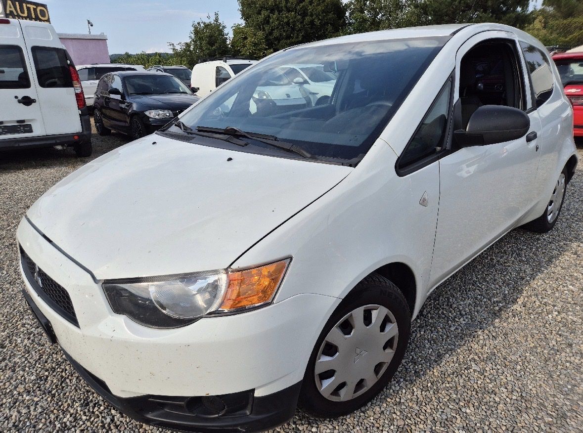 Mitsubishi Autos: MITSUBISHI Colt 1.1 12V – D'occasion à Unterkulm par UsefulGoodsHub