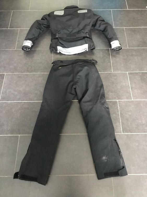 BMW Ensembles & Tailleurs: BMW Streedguard Goretex für Damen – D'occasion à Wolfhausen par Flieger12 1