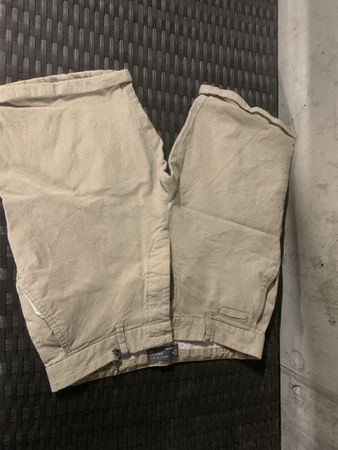 Short denim co. beige taille 38, idéal pour l'été!