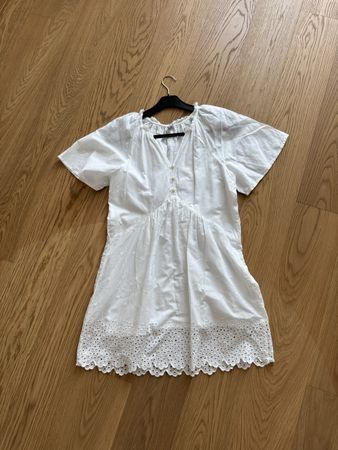 Navy Sommerkleid weiss Lochstickerei – Grösse S