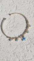Armreif goldfarben mit Blumen Anhänger. NEU 🌸