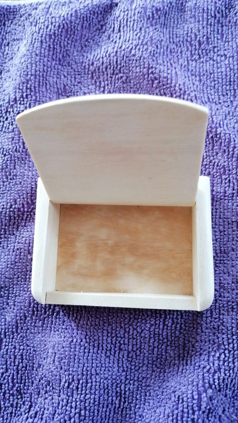Autres décorations & accessoires: schöne Holzbox mit Hahn – D'occasion à Grächen par Hel7890 1