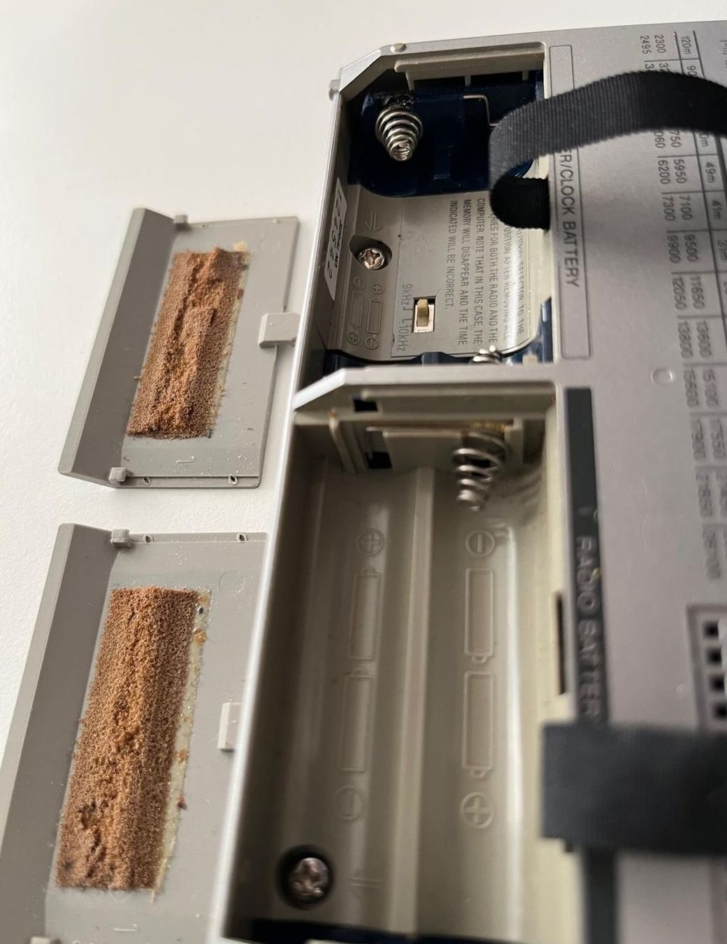 Sony Radios: Sony Weltempfänger ICF-7600D – Gebraucht aus Gerlafingen von suwuscha 7