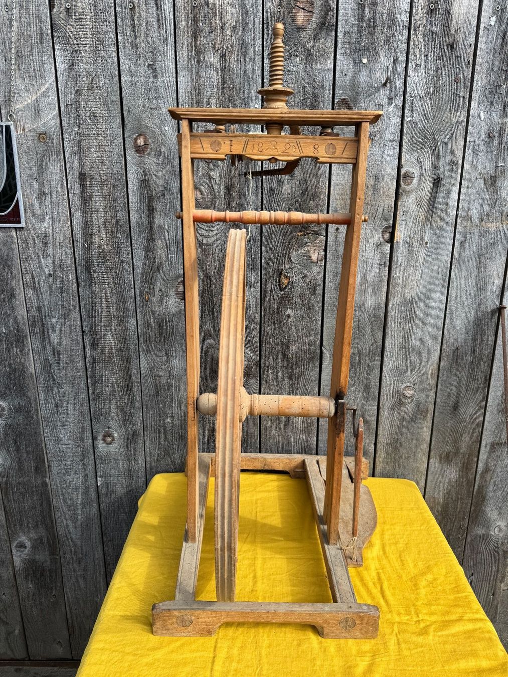 Rouets anciens: Antikes Spinnrad, – D'occasion à Sachseln par BONATI01 1