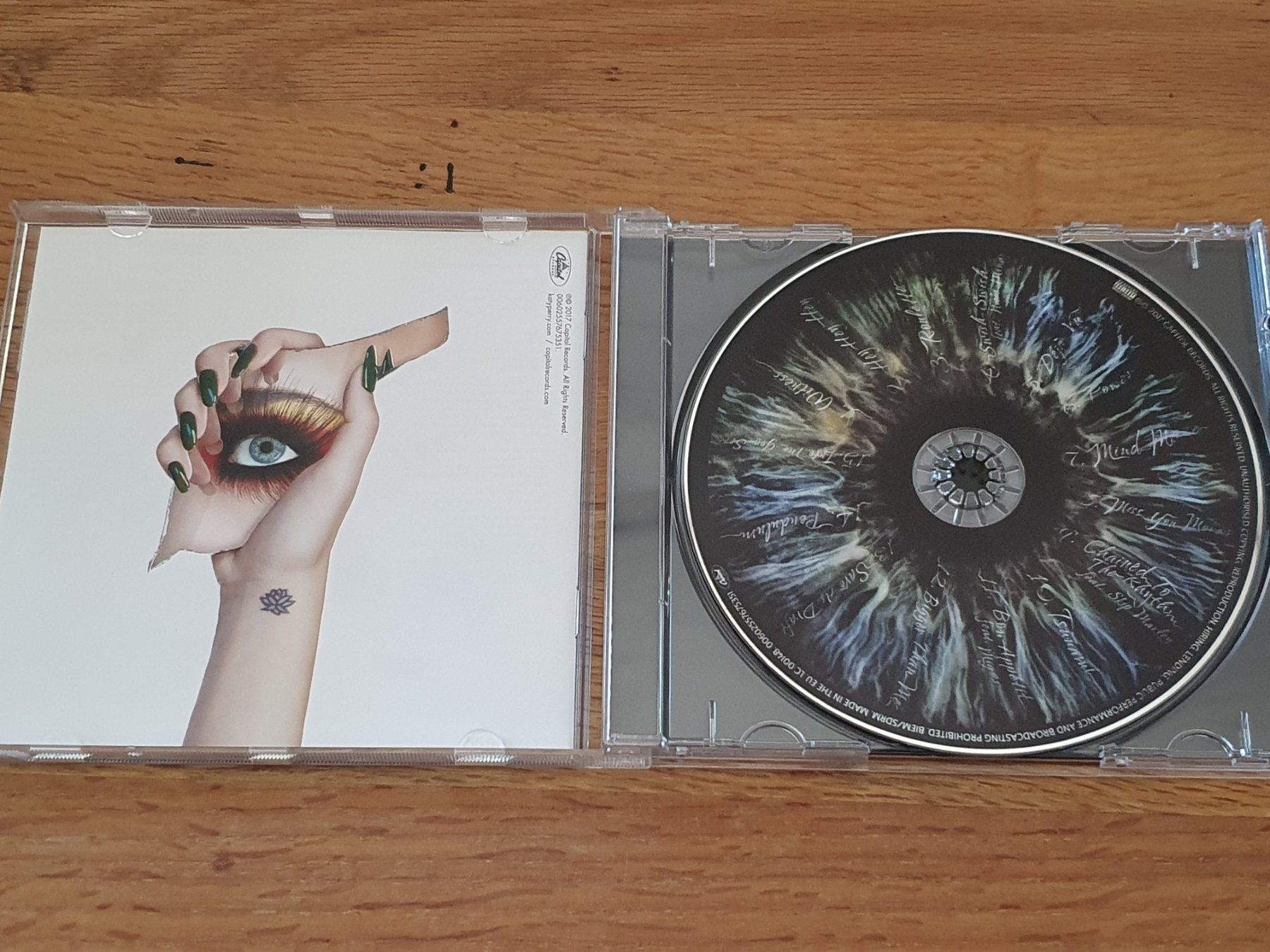 CDs: Katy Perry - WITNESS - CD 2017 – Gebraucht aus Auenstein von Trilos 2