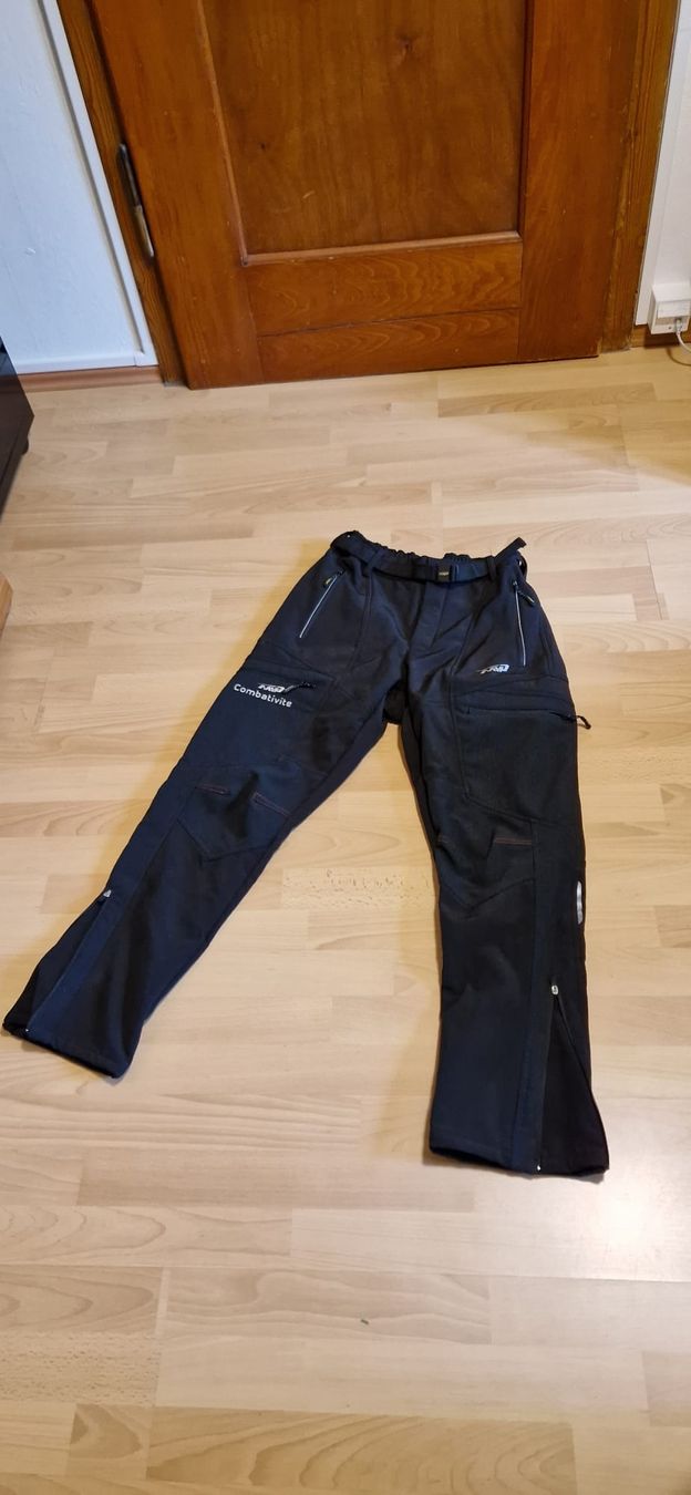 Pantaloni: MRT Combativite Softshellhose, Schwarz, – Usato da Winterthur venduto da Winti1993