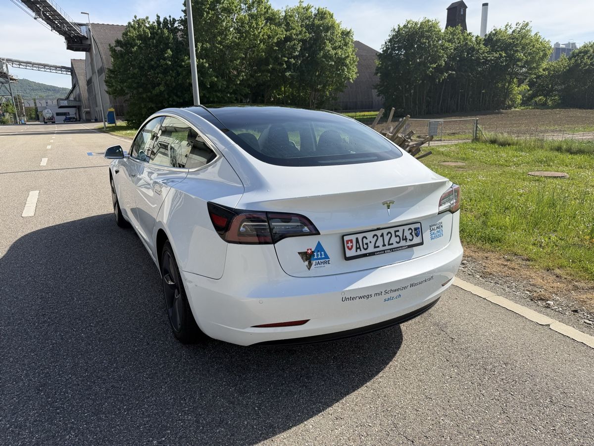 Tesla Autos: Tesla Model 3 Long Range – Gebraucht aus Eiken von hipopo 1
