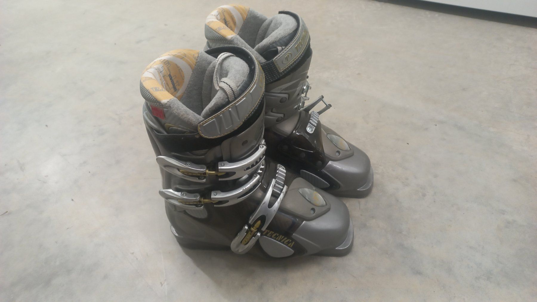 Herrenschuhe: Ski Schuhe – Gebraucht aus Zürich von alexrech