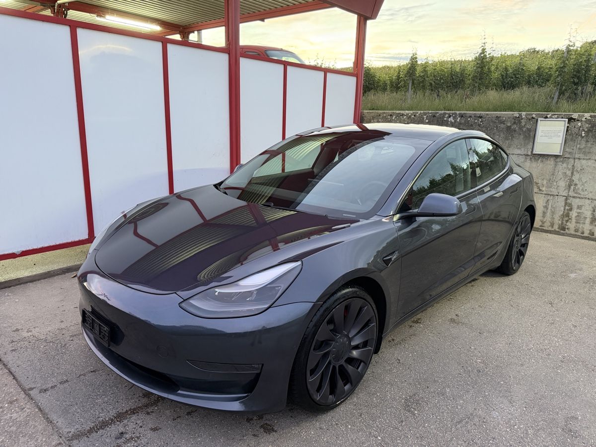 Tesla Autos: Tesla Model 3 Performance Stealth Refresh Heatpump 2021 – Gebraucht aus Rolle von viceroy 4