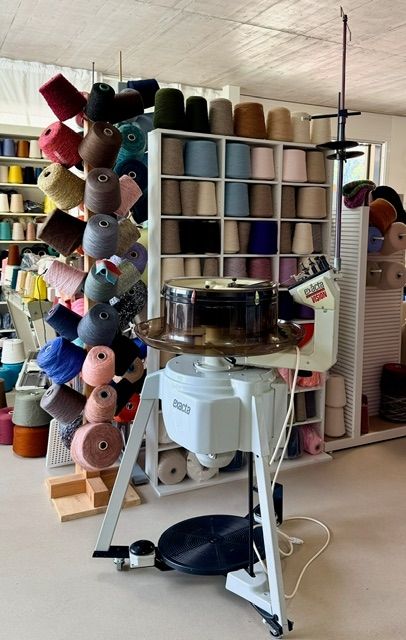 Tutte le macchine: Professionelle Kettelmaschine Exacta Vision Feinheit 16 – Usato da Plons venduto da Zimpfer 1