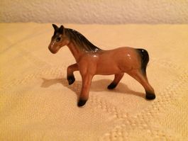 Pferdefigur stehend, Grösse: 4 x 5 cm